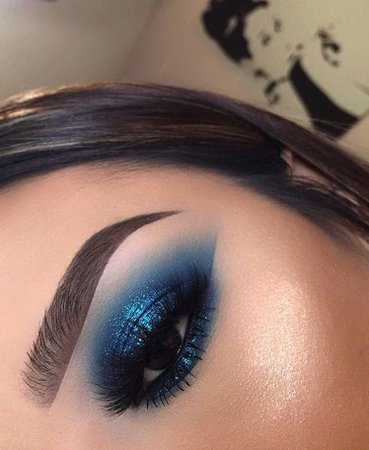 Image about blue in Makeup by Daniela on We Heart It