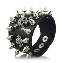 spike cuff with skull
