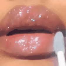 aesthetic glossy lips - Google Search