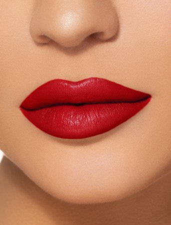 red lip shimmer