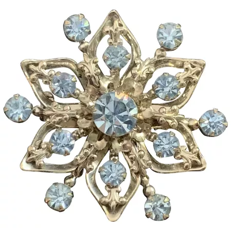 Pale Baby Blue Rhinestone Snowflake Brooch Pin : SS Moore Antiques | Ruby Lane