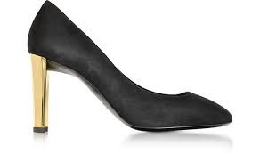 black pump gold heel