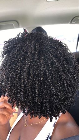 Natural curly hair wash and go