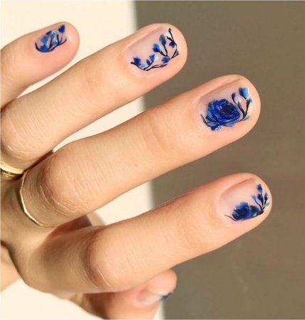 blue flower nails matte
