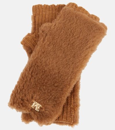 Manny Fingerless Teddy Gloves in Brown - Max Mara | Mytheresa