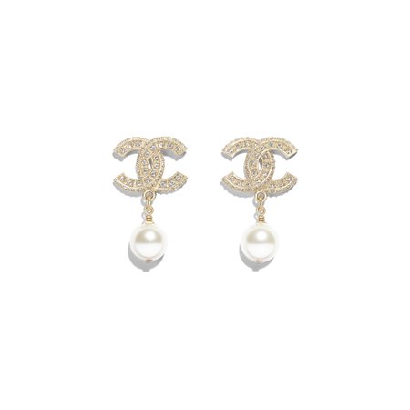 earrings-gold-pearly-white-crystal-metal-glass-pearls-resin-strass-metal-glass-pearls-resin-strass-packshot-default-a86506y09902z2953-8806026674206.jpg (3840×3840)