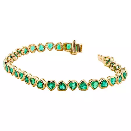 Emerald Heart Shaped Tennis Bracelet For Sale at 1stDibs