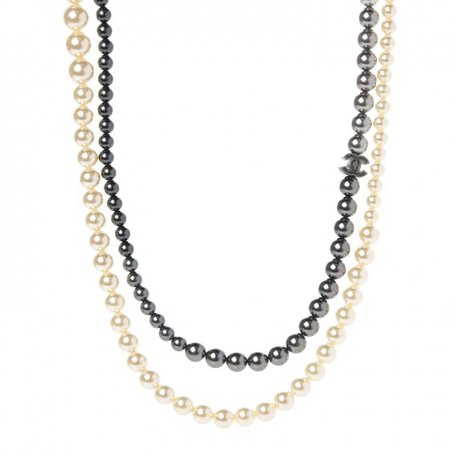 CHANEL pearl necklace