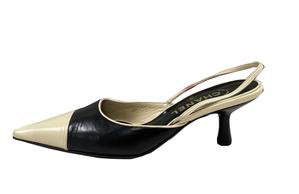 Chanel Bicolor Slingback Vintage Heels Size 37 (EU) – Maudde Prelovedluxury