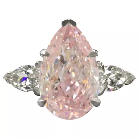 Internally Flawless Exceptional GIA Certfified Pink Even Pear Cut Diamond Ring For Sale at 1stDibs