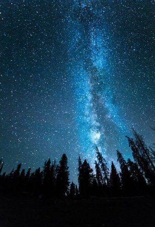stargazing night sky aesthetic