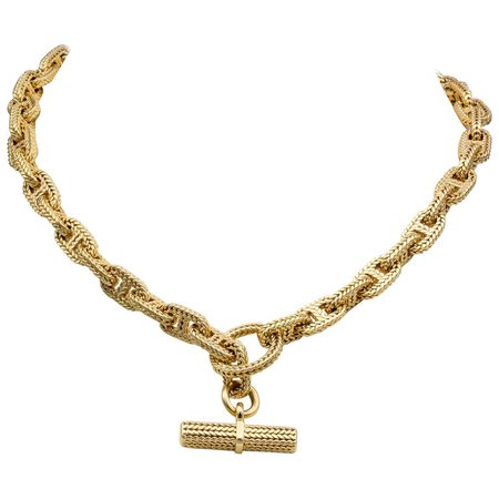 Hermes Chaine D'Ancre Tresse 18 Karat Gold Toggle Necklace For Sale at 1stdibs