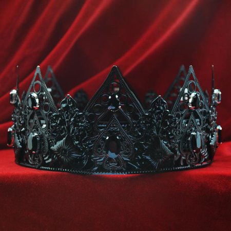 CONNOR Black Couture Crown - olenagrin