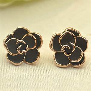 USTAR Lovely Black Flower Earrings Gold color Classics Stud Earring for Women Wedding Party
