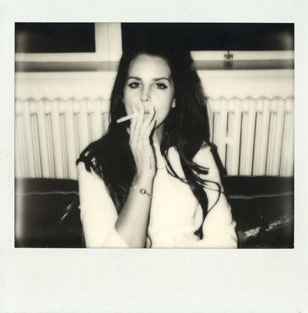 Lana Polaroid 3