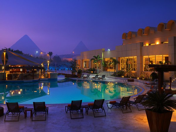 Cairo swimming pool