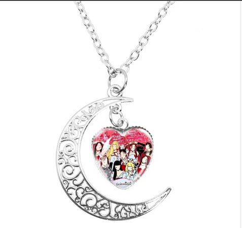 Hearted Twice logo With chain (V2)