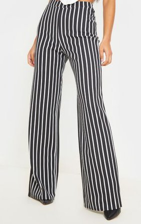 Black And White Wide Leg Stripe Trouser | PrettyLittleThing