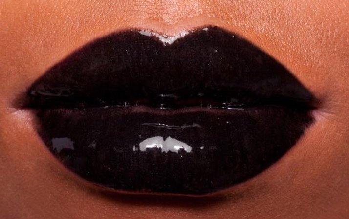 black lipstick makeup