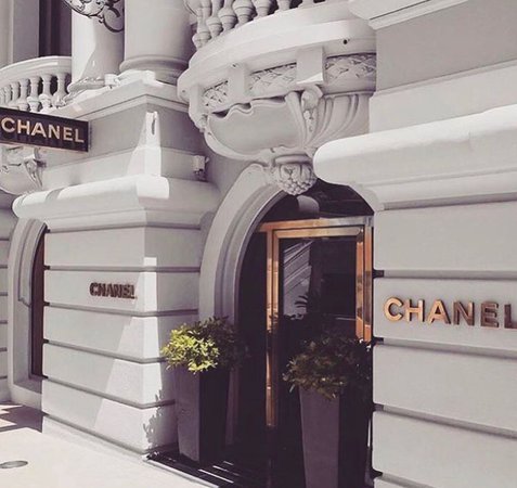 #aesthetic #tumblr #luxury #chanel #theme #vsco #rosegold #whitetheme #designer | Luxury store, Luxury, Chanel store