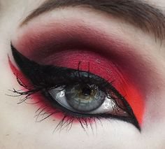 Black & Red Eyeshadow