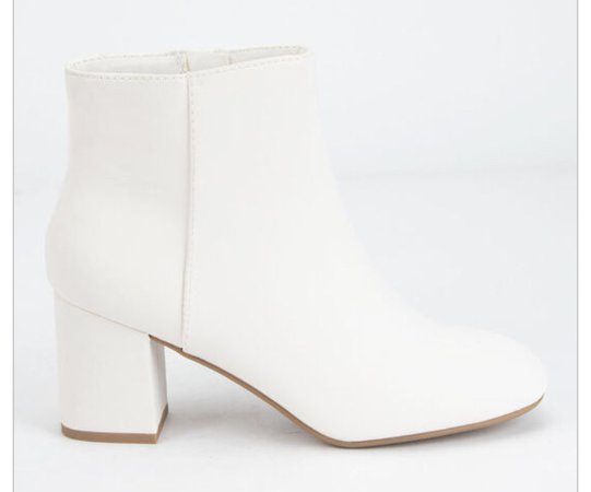 Tillys white boots