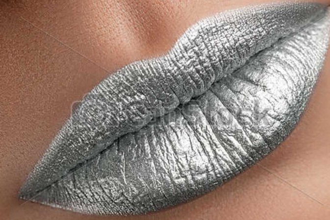 Silver lips