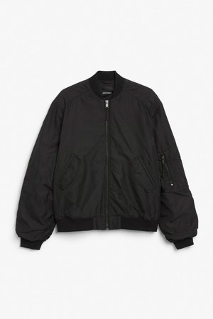 Oversized bomber jacket - Black - Bomber jackets - Monki SE