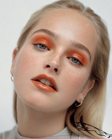 orange make-up