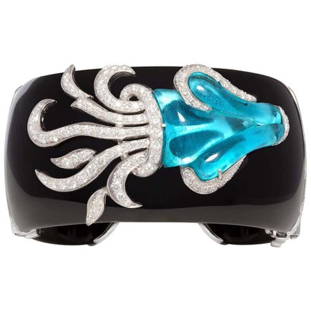 Ella Gafter Aquarius Zodiac Cuff Bracelet with Diamonds For Sale at 1stDibs
