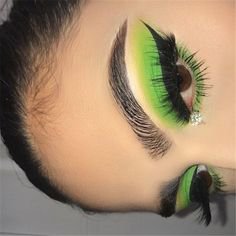 lime green eyeshadow w/ wing