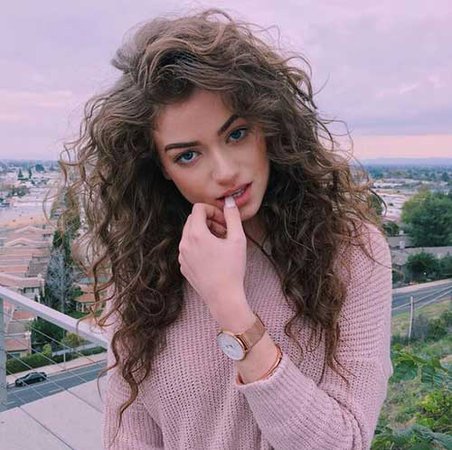 Latest Chic And Curly Hairstyles 2018