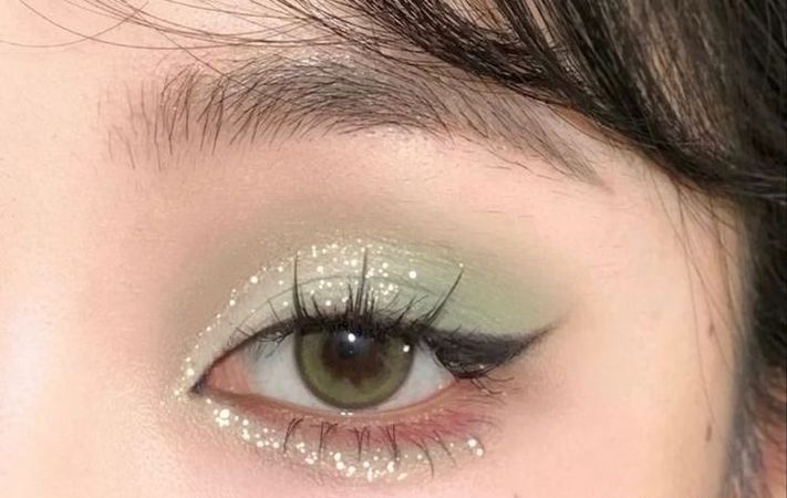 Korean green eye