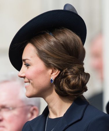 The Hair And Makeup Looks Kate Middleton Always Wears