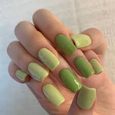 green aesthetic nails