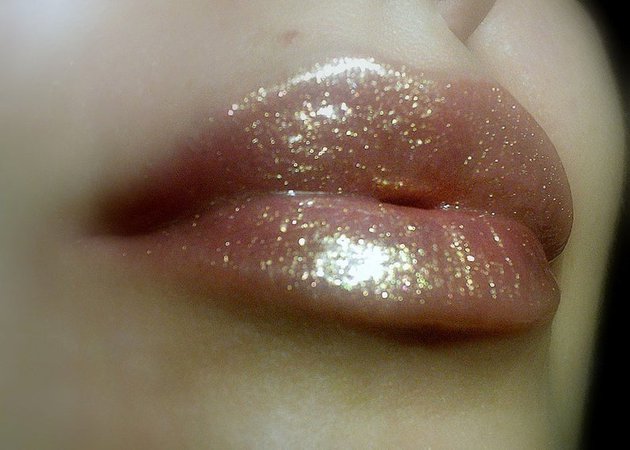 Oh My Gold - Clear Lipgloss with Golden Glitter