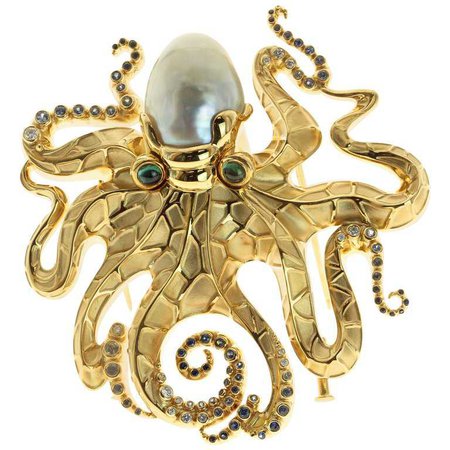 South Sea Baroque Pearl Octopus 18 Karat Yellow Gold Brooch For Sale at 1stdibs