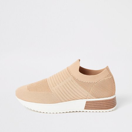 Beige wide fit knitted runner trainers | River Island