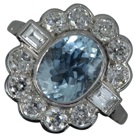 Stunning 18ct White Gold Aquamarine and 1ct Old Cut Diamond Cluster Ring For Sale at 1stDibs
