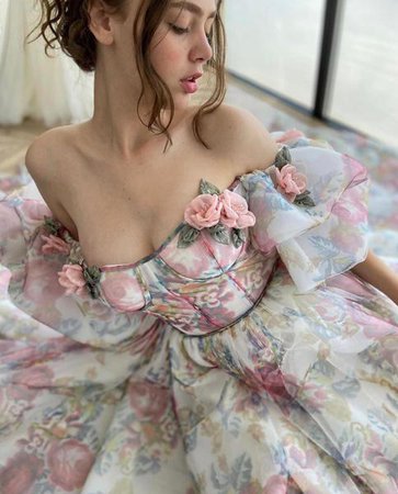 Ethereal Roses Gown | Teuta Matoshi