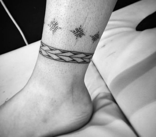 FrankeTat2 — Free hand ankle band!🤘🤘 . . . . . #tattoo...