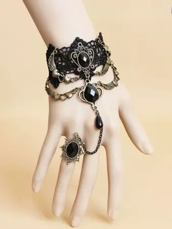 Goth bracelet and rings set