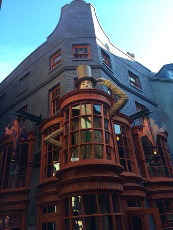 Diagon Alley Weasleys Wizard Wheezes | Harry Potter