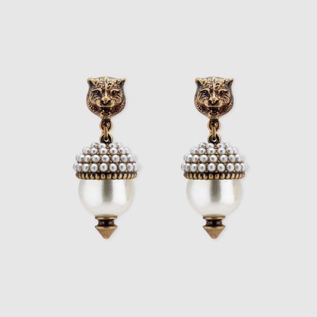 434724_I12RO_8062_001_100_0000_Light-Feline-earrings-with-resin-pearls.jpg (800×800)