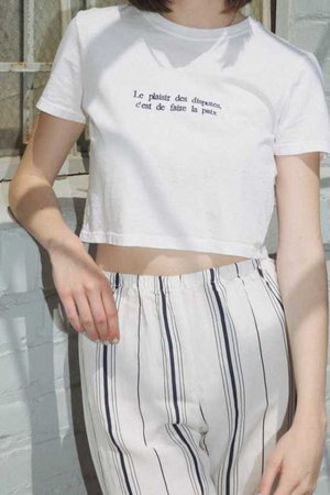 Helen Le Plaisir des Dispuetes Top - Short Sleeves - Embroidery - Graphics