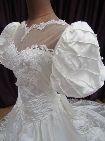 Vintage 80s Wedding Dress Retro Elegant Princess Cathedral Train Lace Ivory UK 8 | eBay
