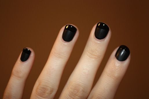 black short nails