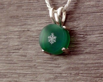 Green Snowflake Necklace 1
