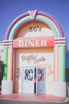 [like a diner in the lil town] | Vint-AGED | Pinterest | Pink aesthetic, Pastel and Retro