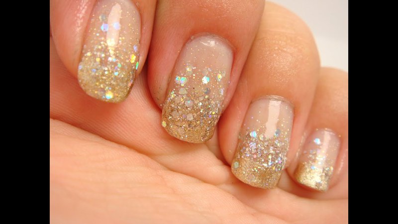 Sparkly Gold Nails